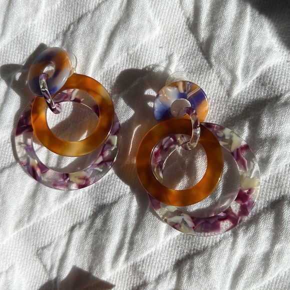 Lele Sadoughi Banded Hoop Earrings - Picture 5 of 7
